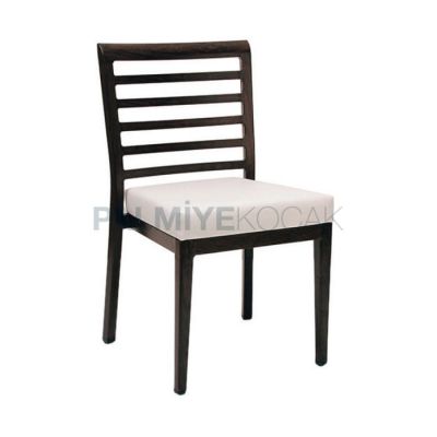 Döşemeli Beyaz Boyalı Siyah Çıtalı Yatay Sandalye